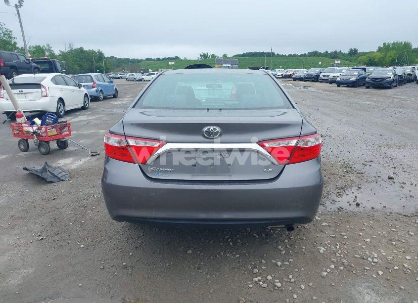 Photo 16 of 2017 Toyota Camry LE (VIN 4T1BF1FK2HU716534)