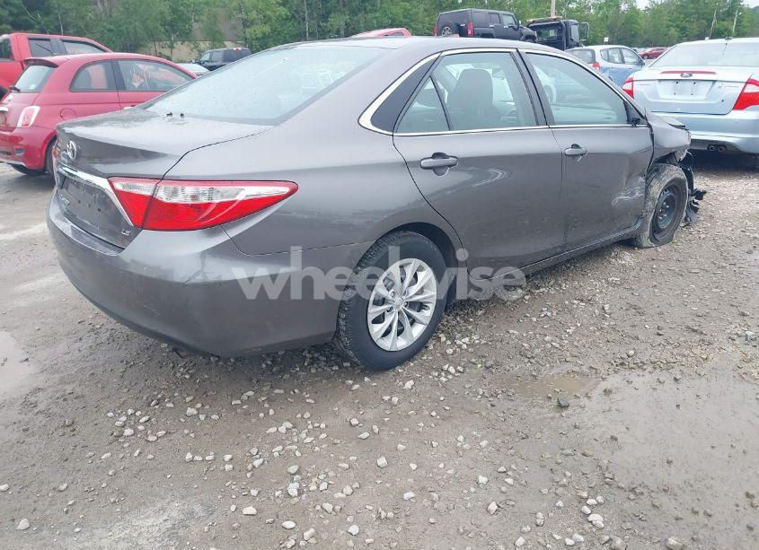 Photo 4 of 2017 Toyota Camry LE (VIN 4T1BF1FK2HU716534)