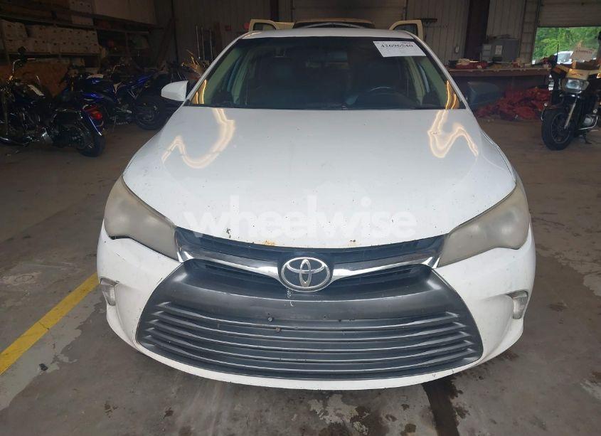 Photo 12 of 2017 Toyota Camry LE (VIN 4T1BF1FK2HU718946)