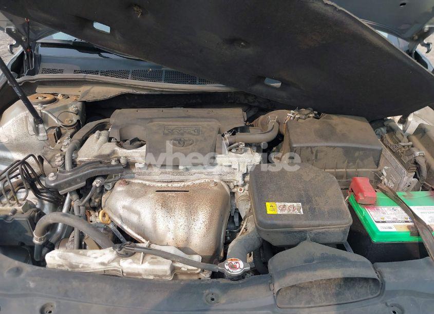 Photo 10 of 2017 Toyota Camry LE (VIN 4T1BF1FK2HU722026)