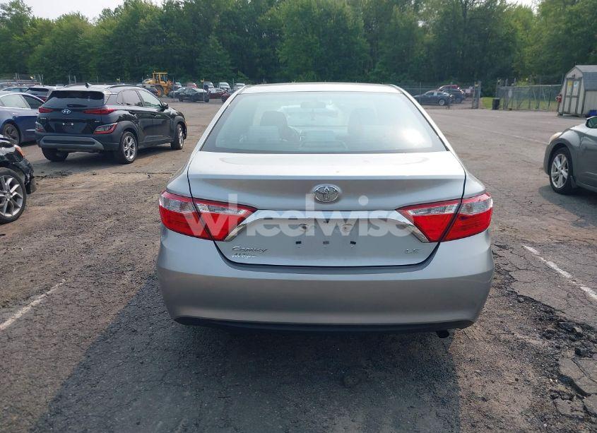 Photo 16 of 2017 Toyota Camry LE (VIN 4T1BF1FK2HU722026)