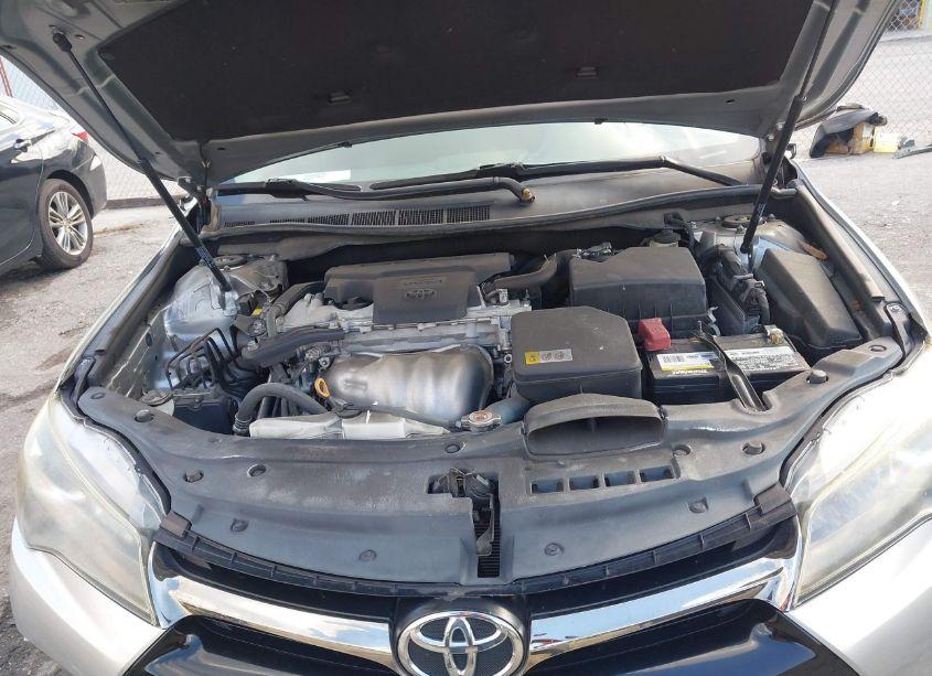Photo 10 of 2017 Toyota Camry SE (VIN 4T1BF1FK2HU728909)