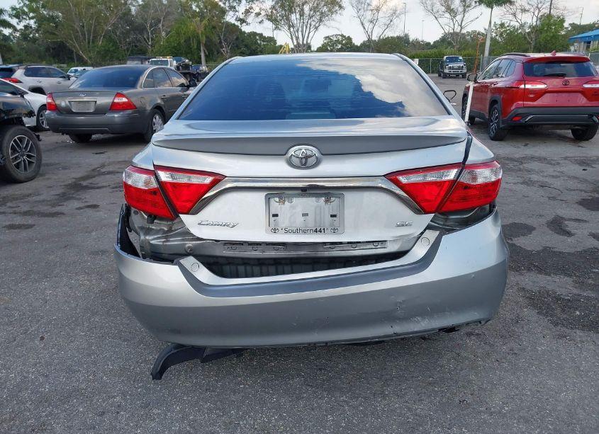 Photo 17 of 2017 Toyota Camry SE (VIN 4T1BF1FK2HU728909)