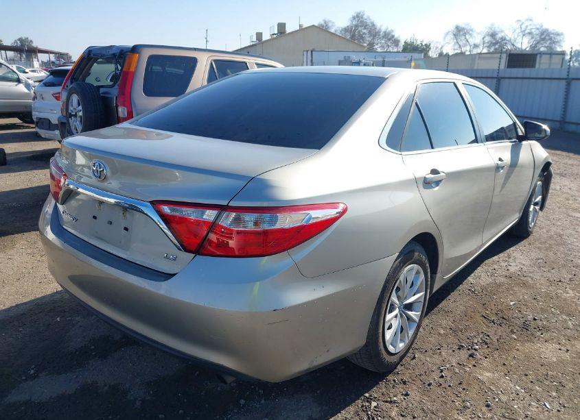 Photo 3 of 2017 Toyota Camry LE (VIN 4T1BF1FK2HU751431)