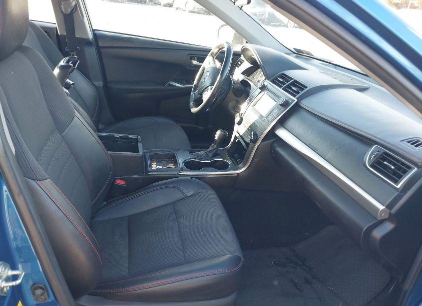 Photo 5 of 2017 Toyota Camry SE (VIN 4T1BF1FK2HU751641)