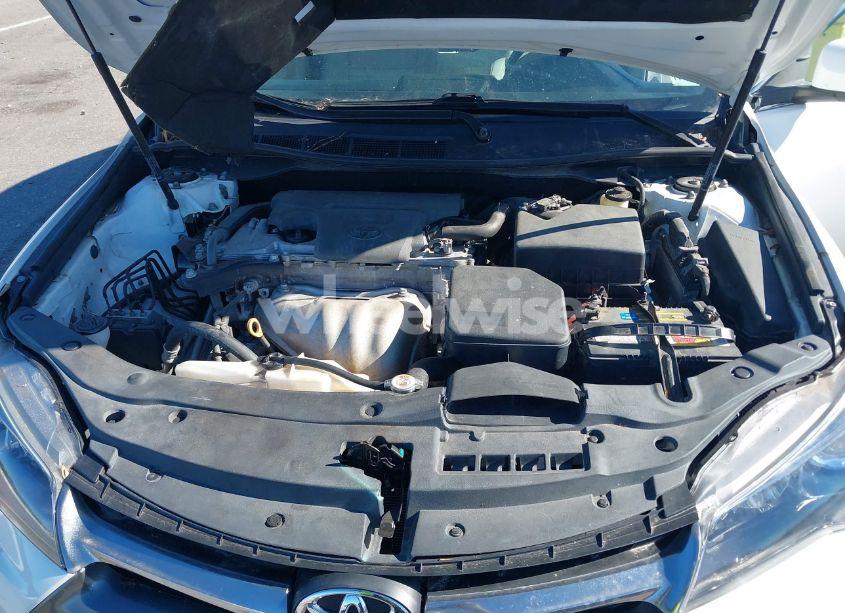 Photo 10 of 2017 Toyota Camry LE (VIN 4T1BF1FK2HU772909)