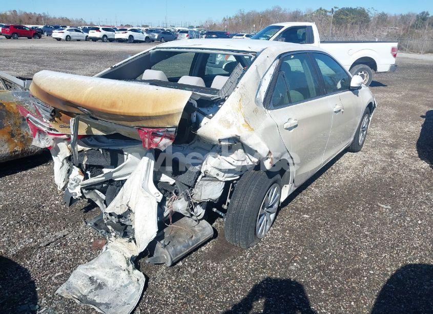 Photo 4 of 2017 Toyota Camry LE (VIN 4T1BF1FK2HU772909)