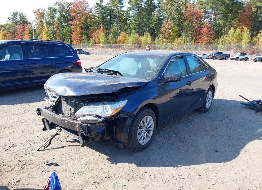 Photo 2 of 2017 Toyota Camry LE (VIN 4T1BF1FK2HU777379)