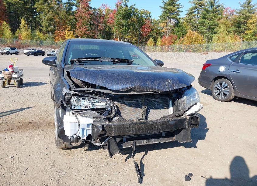 Photo 6 of 2017 Toyota Camry LE (VIN 4T1BF1FK2HU777379)