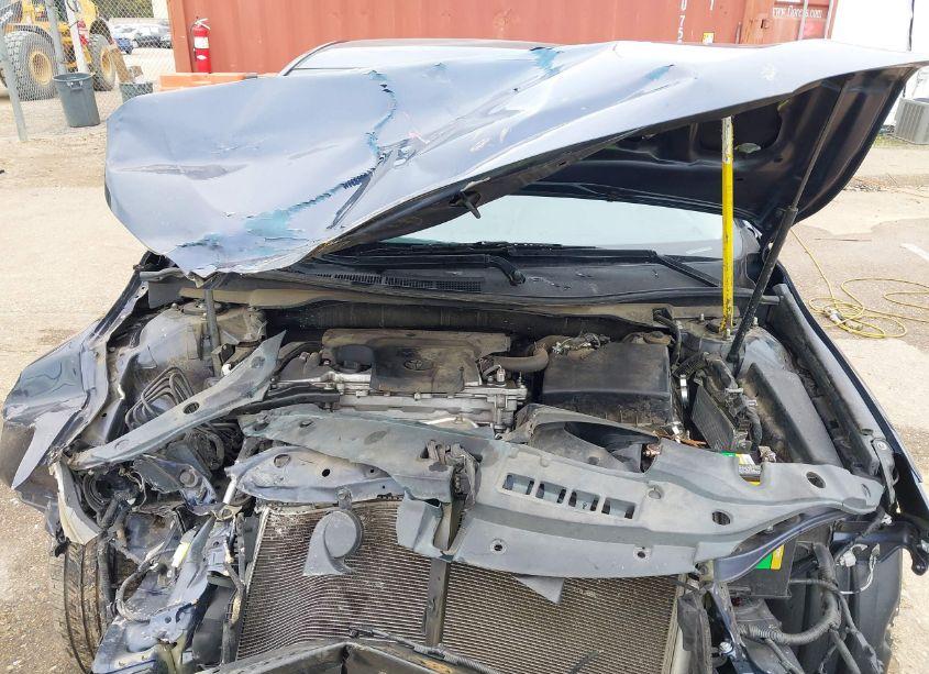 Photo 10 of 2017 Toyota Camry LE (VIN 4T1BF1FK2HU788219)