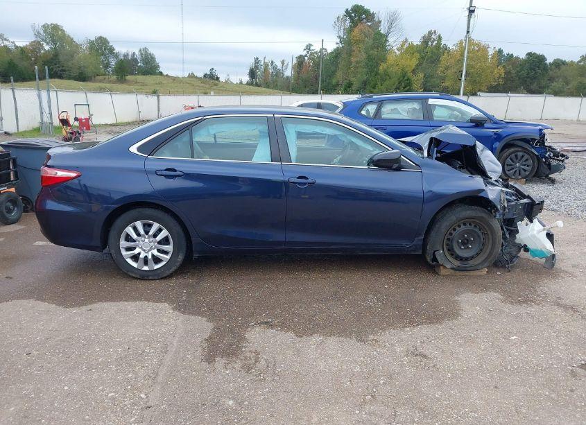 Photo 14 of 2017 Toyota Camry LE (VIN 4T1BF1FK2HU788219)