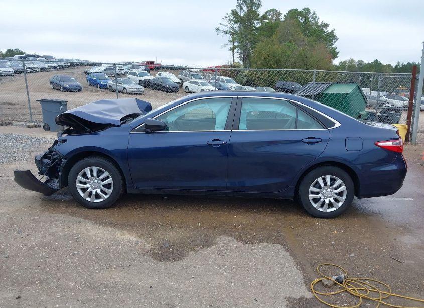 Photo 15 of 2017 Toyota Camry LE (VIN 4T1BF1FK2HU788219)