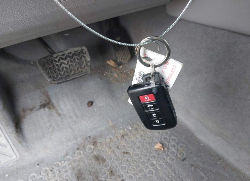 Photo 11 of 2017 Toyota Camry XLE (VIN 4T1BF1FK2HU793159)