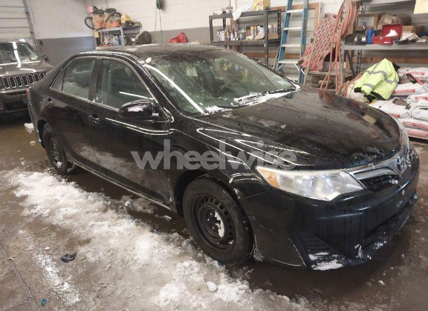 2012 Toyota Camry LE (VIN 4T1BF1FK3CU002694) main photo