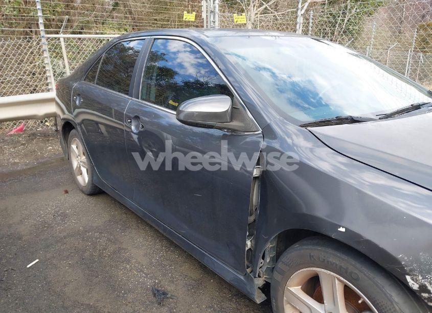 Photo 13 of 2012 Toyota Camry SE (VIN 4T1BF1FK3CU022850)