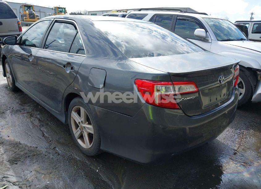Photo 3 of 2012 Toyota Camry SE (VIN 4T1BF1FK3CU022850)