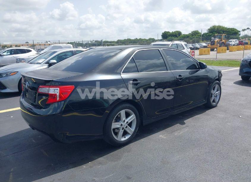 Photo 4 of 2012 Toyota Camry SE (VIN 4T1BF1FK3CU047313)