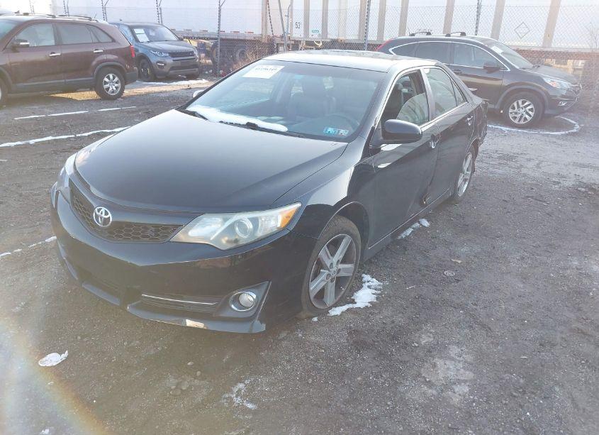 Photo 2 of 2012 Toyota Camry SE (VIN 4T1BF1FK3CU059090)