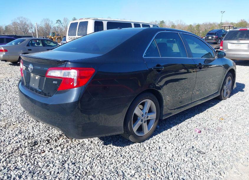 Photo 4 of 2012 Toyota Camry SE (VIN 4T1BF1FK3CU063057)
