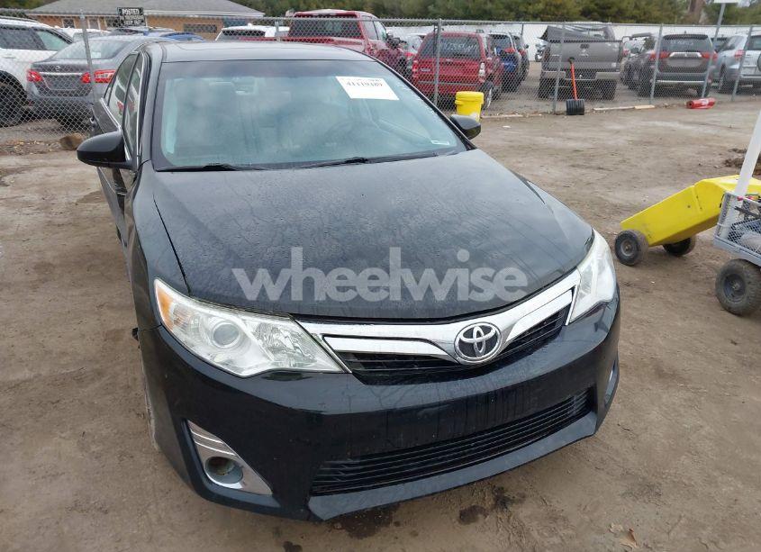 2012 Toyota Camry XLE (VIN 4T1BF1FK3CU070624) main photo
