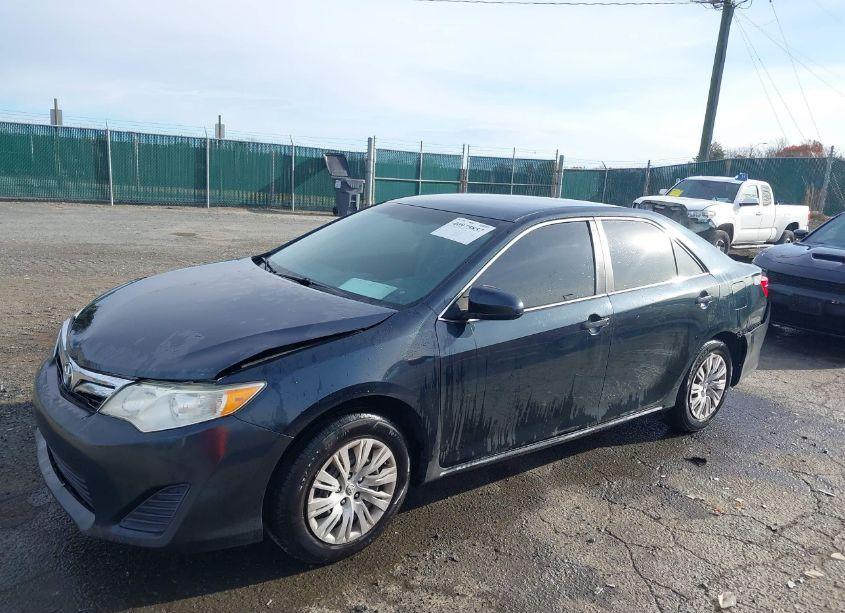 Photo 2 of 2012 Toyota Camry LE (VIN 4T1BF1FK3CU072941)