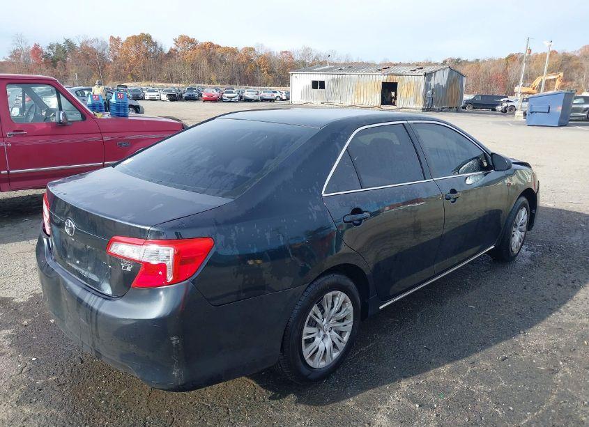 Photo 4 of 2012 Toyota Camry LE (VIN 4T1BF1FK3CU072941)