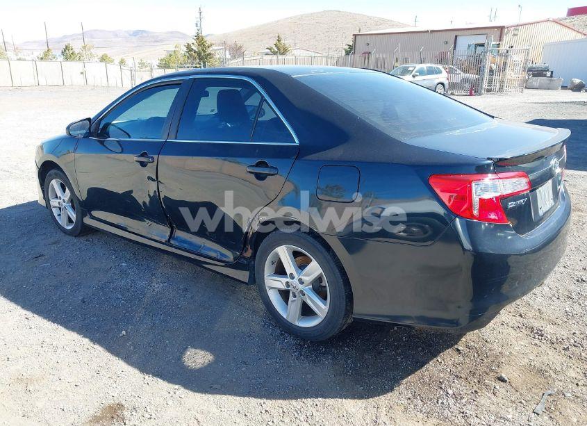 Photo 3 of 2012 Toyota Camry SE (VIN 4T1BF1FK3CU081431)