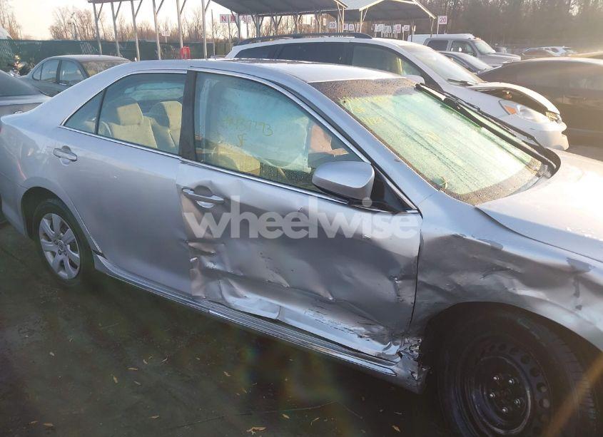 Photo 17 of 2012 Toyota Camry LE (VIN 4T1BF1FK3CU083356)