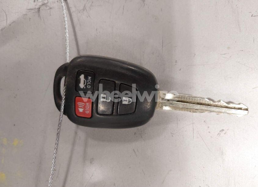 Photo 11 of 2012 Toyota Camry SE (VIN 4T1BF1FK3CU083907)