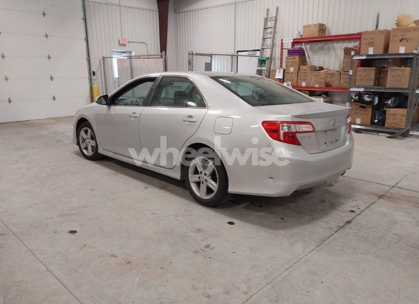 Photo 3 of 2012 Toyota Camry SE (VIN 4T1BF1FK3CU083907)