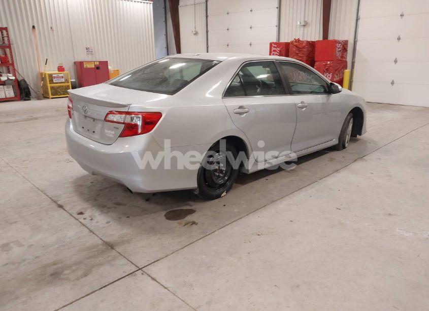 Photo 4 of 2012 Toyota Camry SE (VIN 4T1BF1FK3CU083907)