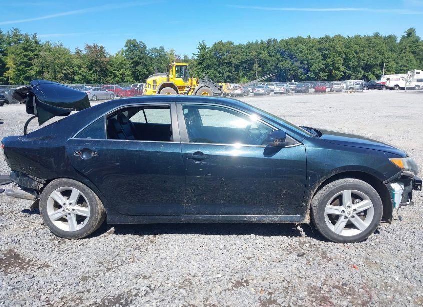 Photo 13 of 2012 Toyota Camry SE (VIN 4T1BF1FK3CU087553)