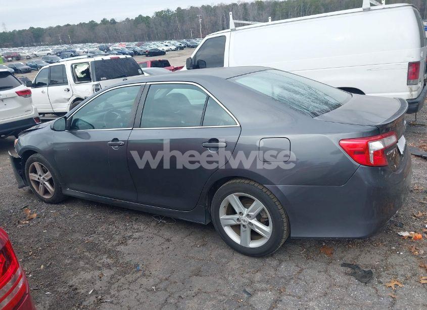 Photo 14 of 2012 Toyota Camry SE (VIN 4T1BF1FK3CU095720)