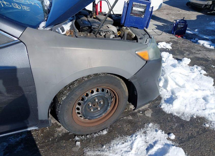 Photo 22 of 2012 Toyota Camry LE (VIN 4T1BF1FK3CU112161)