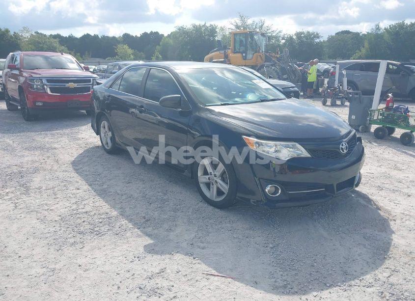 2012 Toyota Camry SE (VIN 4T1BF1FK3CU116016) main photo