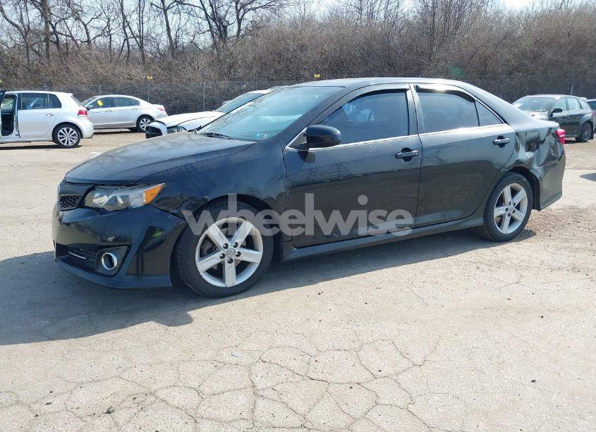 Photo 2 of 2012 Toyota Camry SE (VIN 4T1BF1FK3CU145533)