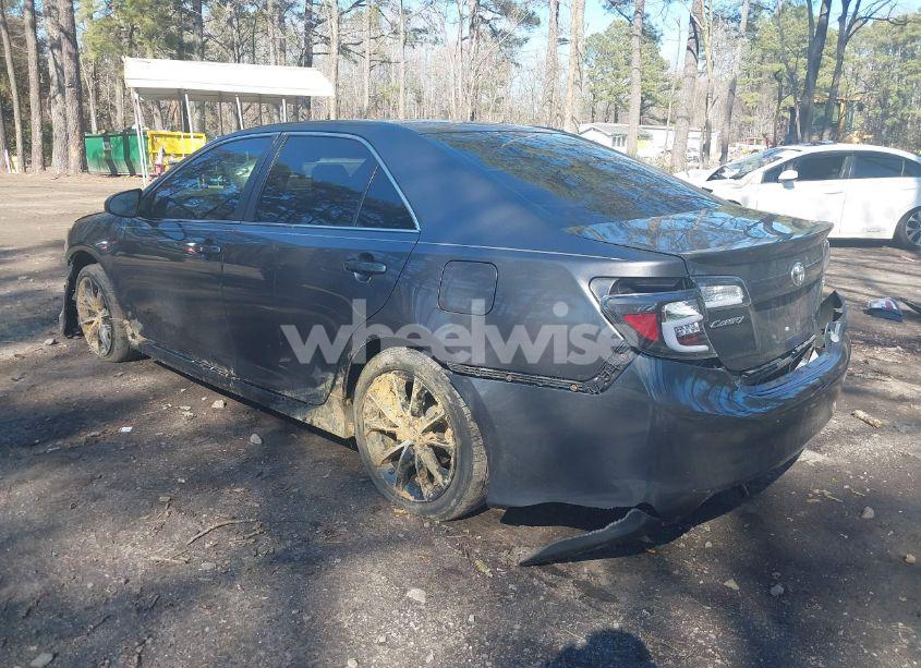 Photo 3 of 2012 Toyota Camry SE (VIN 4T1BF1FK3CU147220)