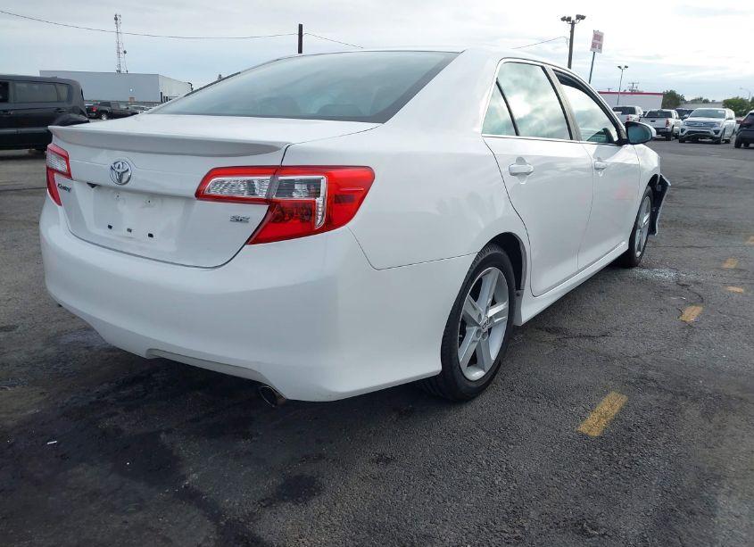 Photo 4 of 2012 Toyota Camry SE (VIN 4T1BF1FK3CU155334)