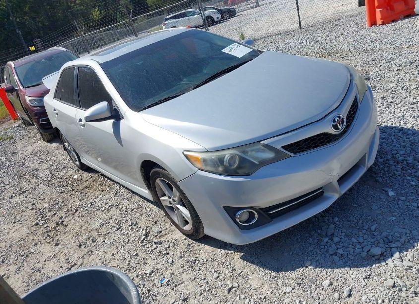 2012 Toyota Camry SE (VIN 4T1BF1FK3CU164292) main photo