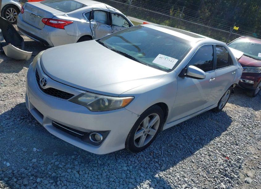 Photo 2 of 2012 Toyota Camry SE (VIN 4T1BF1FK3CU164292)