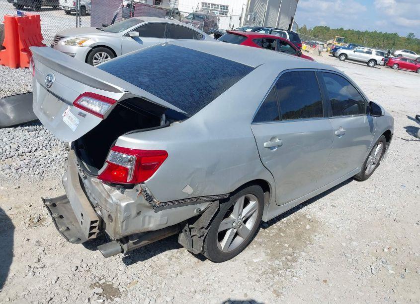 Photo 4 of 2012 Toyota Camry SE (VIN 4T1BF1FK3CU164292)