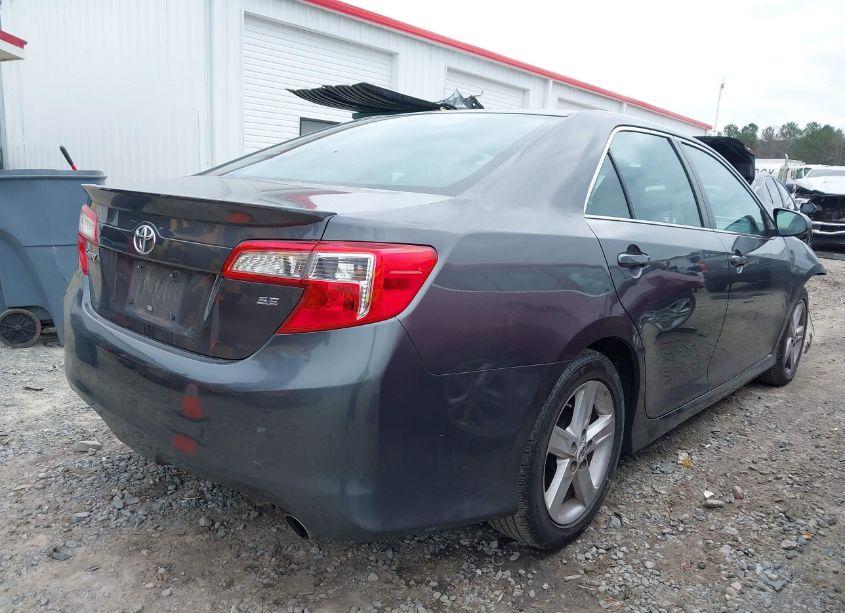 Photo 4 of 2012 Toyota Camry SE (VIN 4T1BF1FK3CU173851)