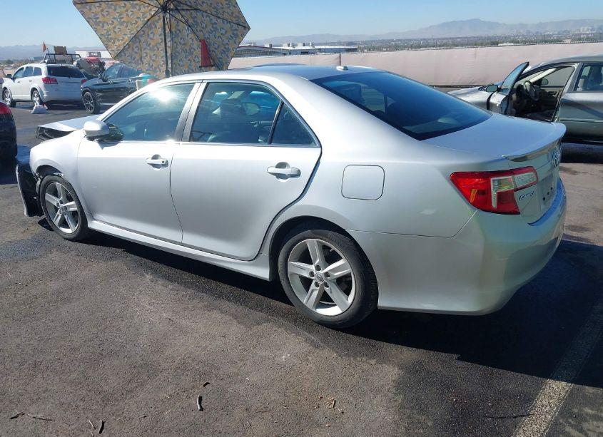 Photo 3 of 2012 Toyota Camry SE (VIN 4T1BF1FK3CU180072)
