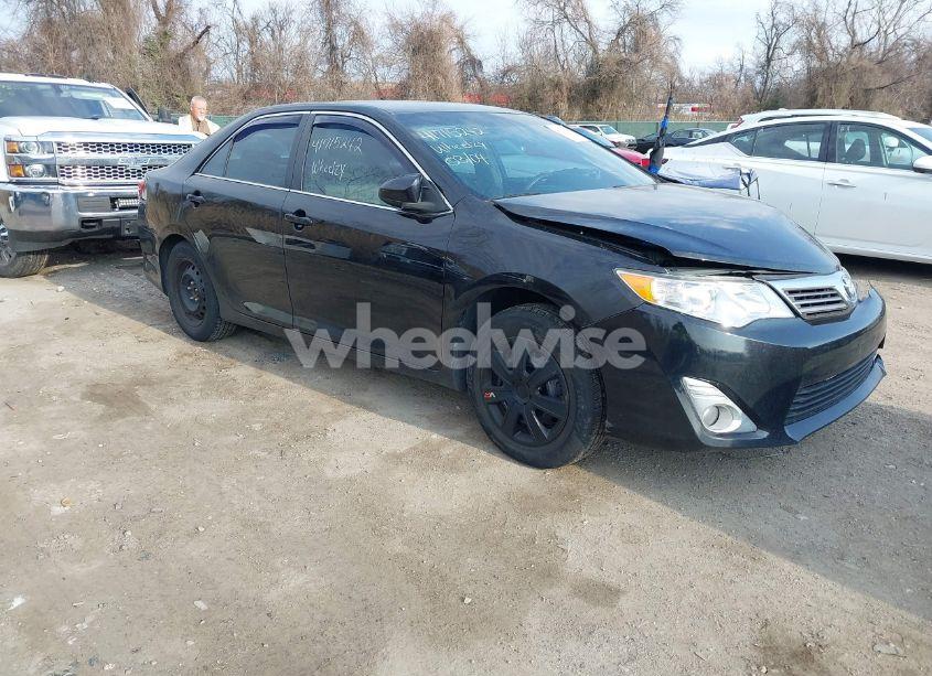 2012 Toyota Camry L (VIN 4T1BF1FK3CU504590) main photo