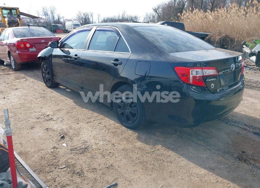 Photo 3 of 2012 Toyota Camry L (VIN 4T1BF1FK3CU504590)