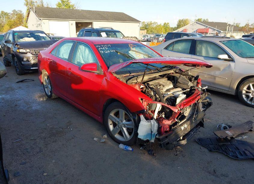 2012 Toyota Camry SE (VIN 4T1BF1FK3CU511278) main photo