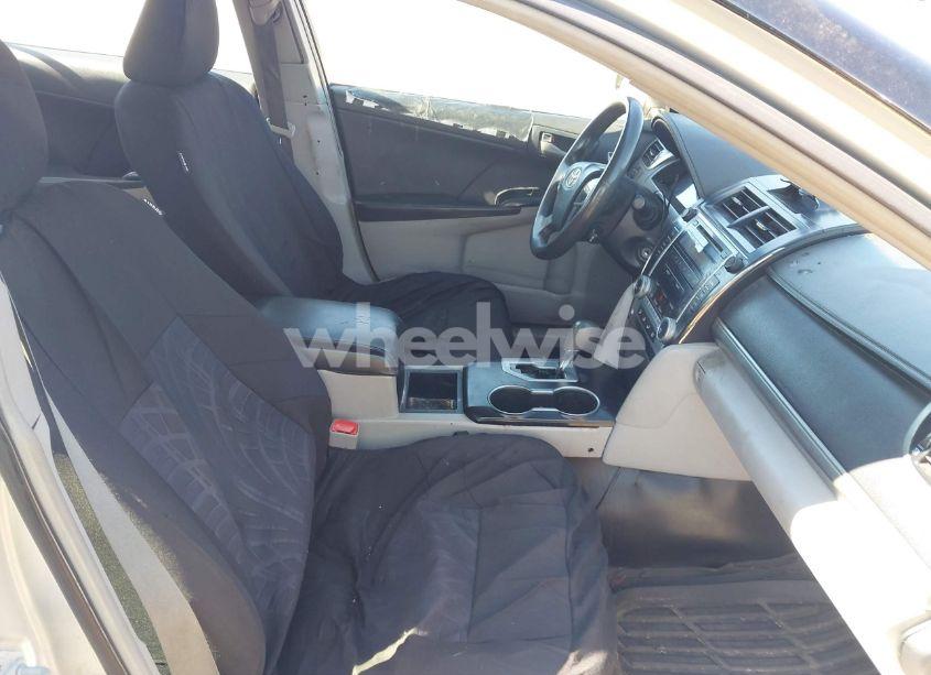 Photo 5 of 2012 Toyota Camry L (VIN 4T1BF1FK3CU512527)