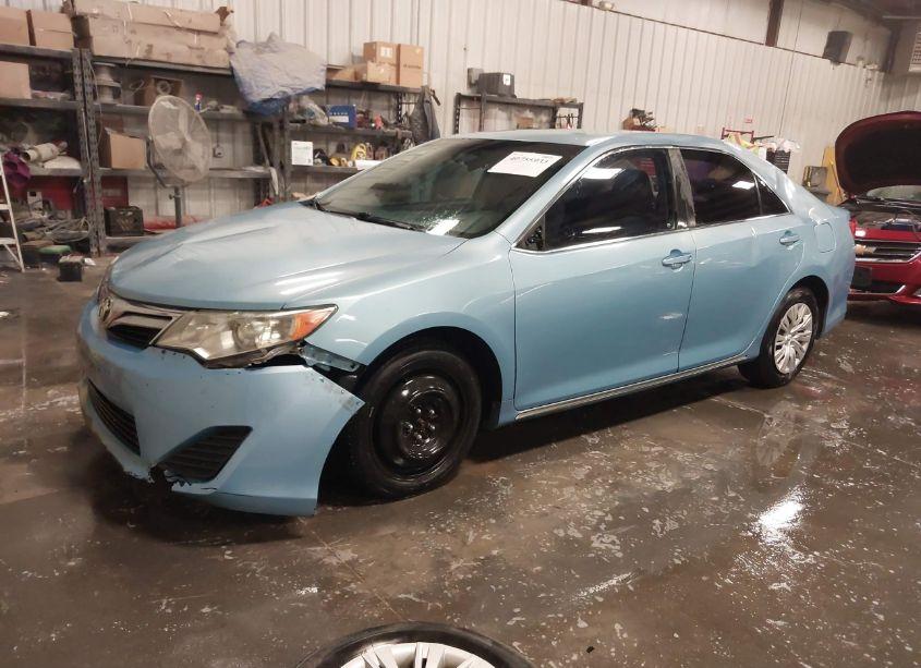 Photo 2 of 2012 Toyota Camry LE (VIN 4T1BF1FK3CU580732)