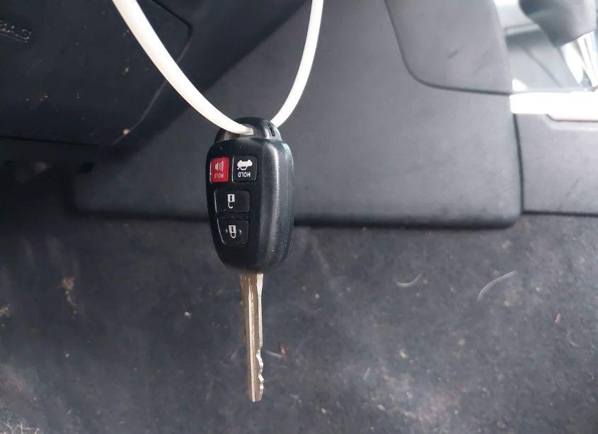 Photo 11 of 2012 Toyota Camry SE (VIN 4T1BF1FK3CU588166)