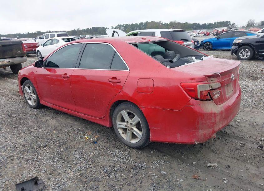 Photo 3 of 2012 Toyota Camry SE (VIN 4T1BF1FK3CU588166)
